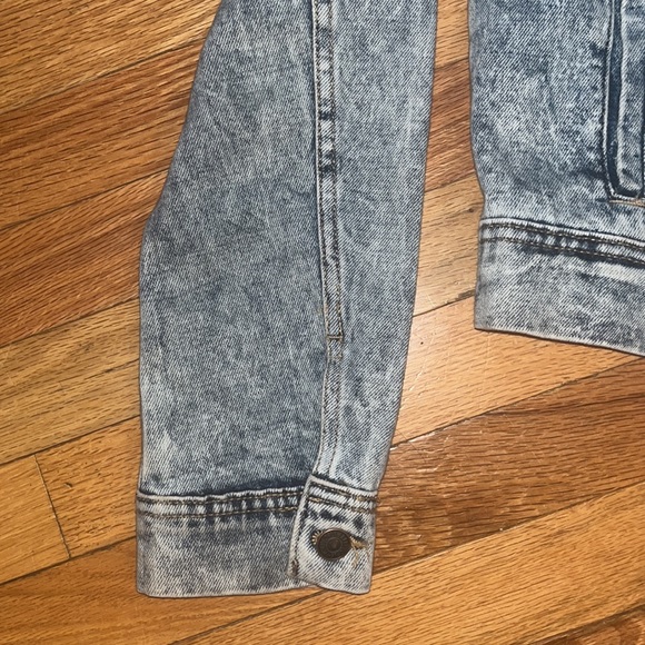 NWOT Free People Stonewashed denim jacket. Women’s Medium. PRICE FIRM - Picture 5 of 12